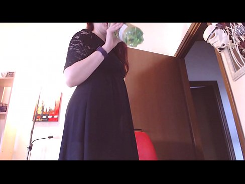 ❤️ Pokorni rob koji voli prljave i sočne gaćice prisiljen je masturbirati nakon što pogleda ovaj video! ❤️❌ Prekrasni porno kod nas ❤