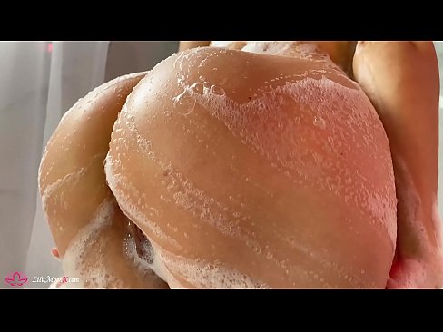 ❤️ Brineta masturbira macu vibratorom do intenzivnog orgazma pod tušem ❤️❌ Prekrasni porno kod nas ❤